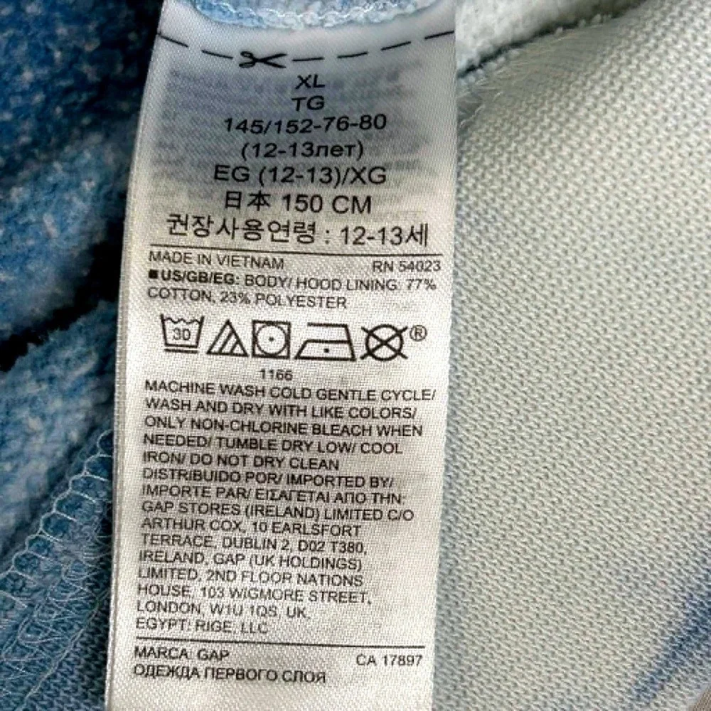 GAP teen pullover
